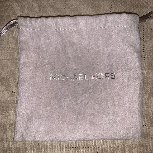 Michael Kors Rose Gold Necklace; Pouch included - Picture 3 of 7